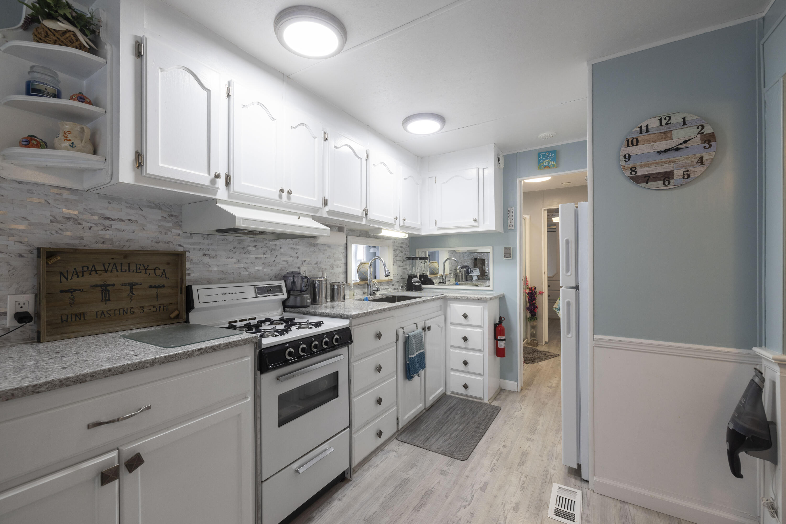 9 Bourne Avenue, Unit R6&R7 Wells, ME 04090 - Photo 18 of 31 3G0A7240