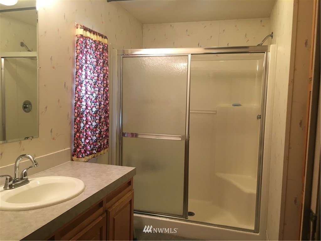 708 Silverbrook Road Randle, WA 98377 - Photo 16 of 27 Gallery Image 16