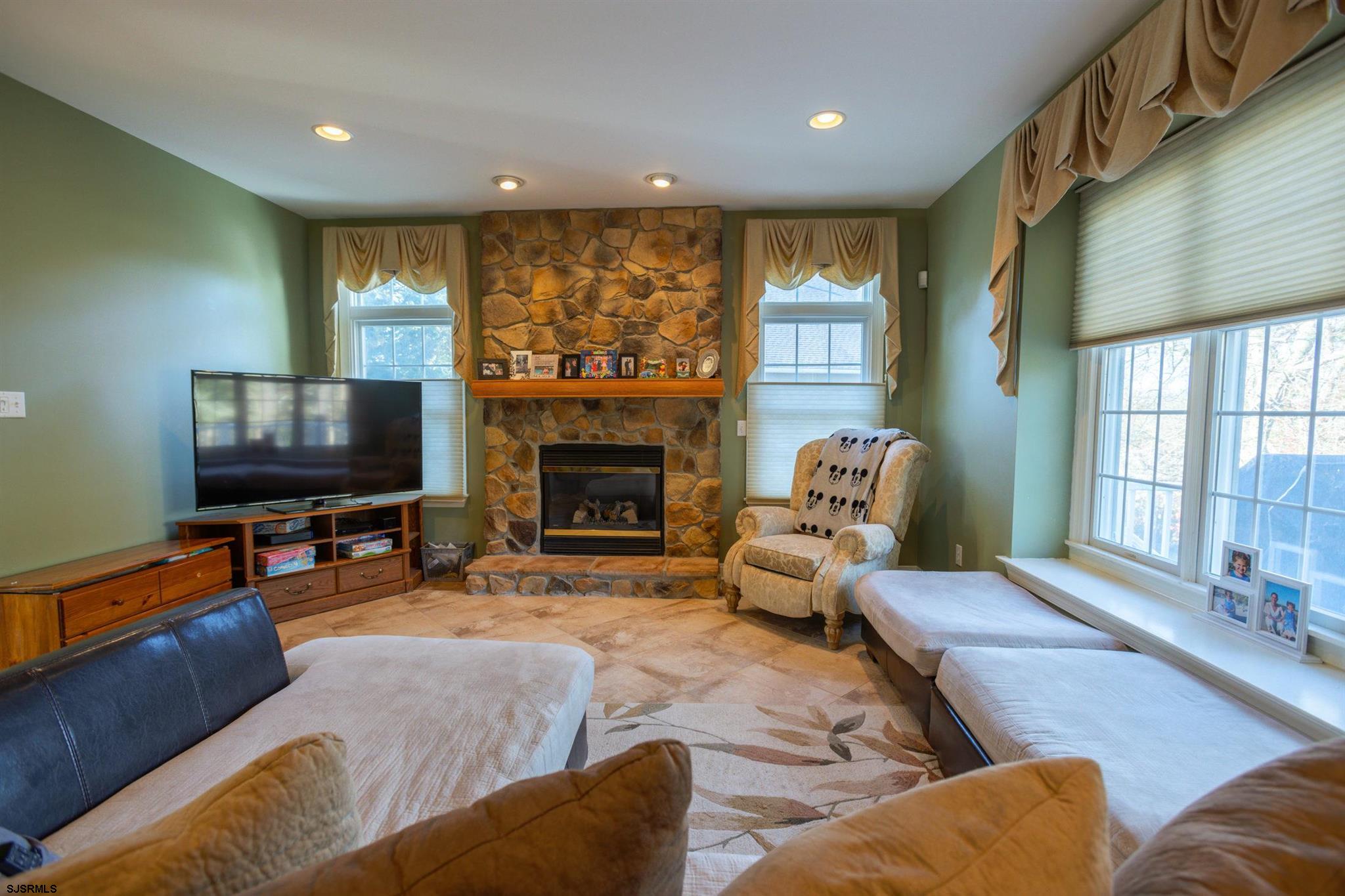 13 Ruth Court Absecon, NJ 08201 - Photo 13 of 25 Gallery Image 13