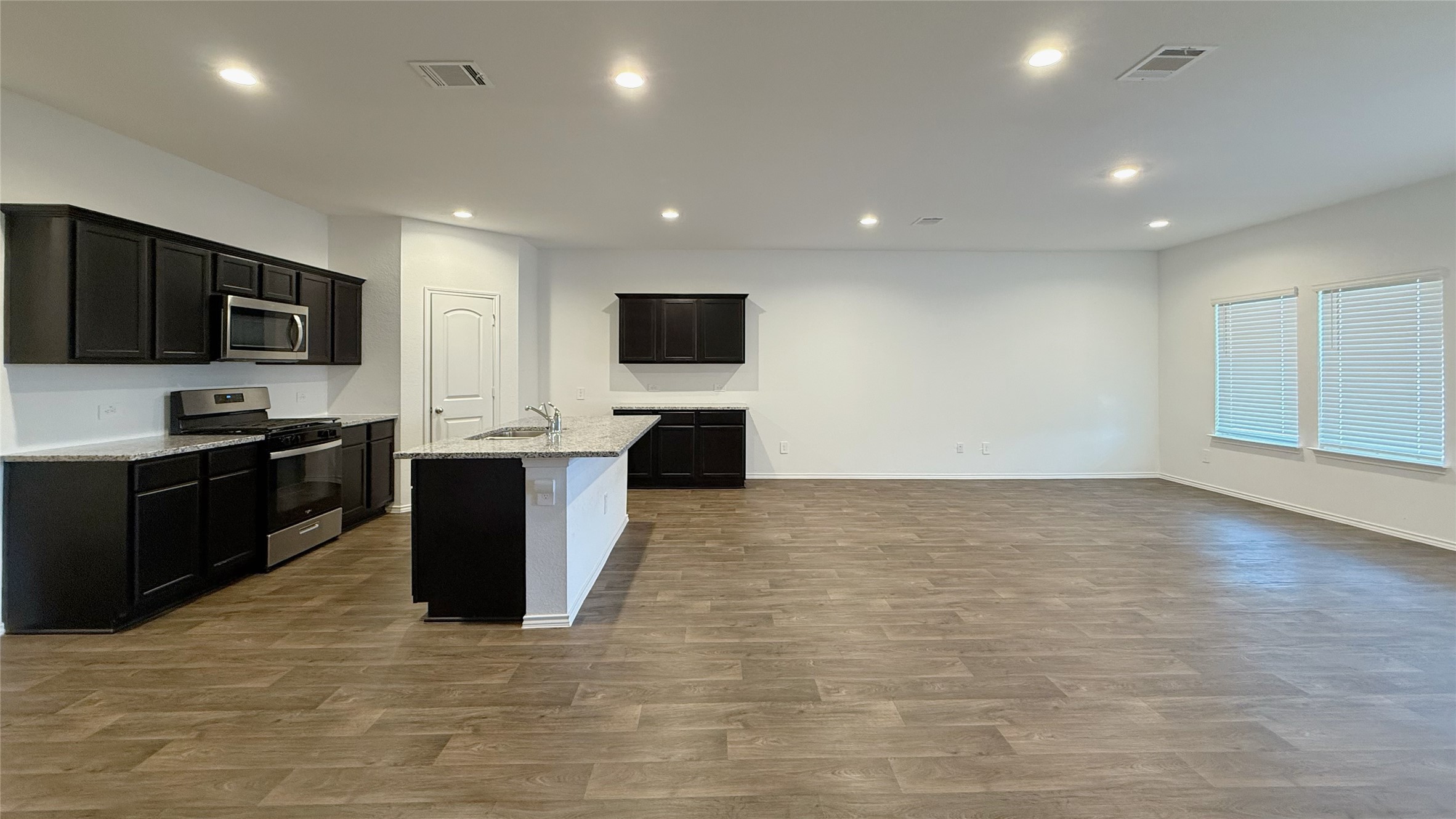 21306 Owl Road New Caney, TX 77357 - Photo 8 of 30