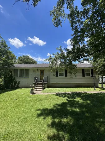 $369,000 | 229 South Valley Road, Hendersonville, TN 37075