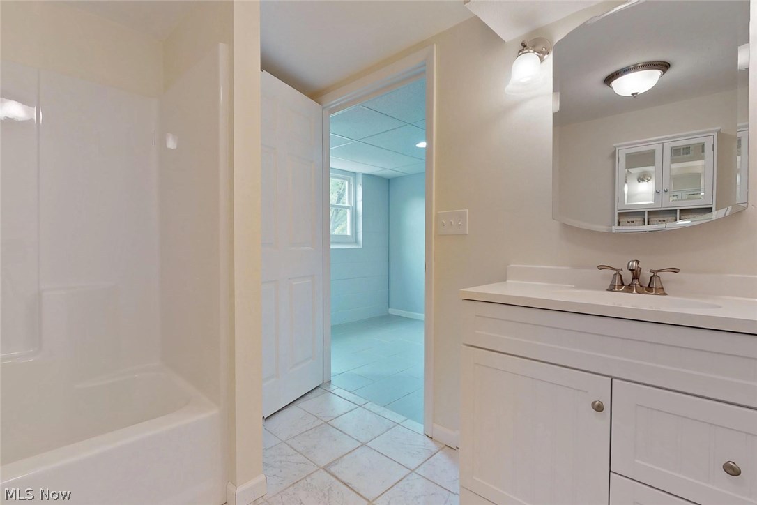 29302 White Road Wickliffe, OH 44092 - Photo 26 of 35 Gallery Image 26