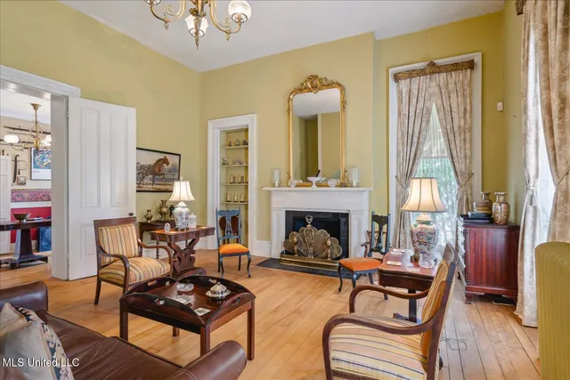 $450,000 | 495 Salem Avenue, Holly Springs, MS 38635