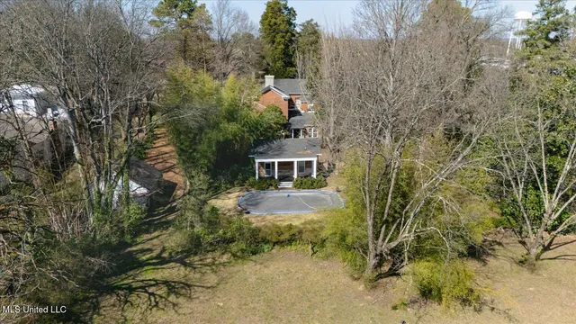 $450,000 | 495 Salem Avenue, Holly Springs, MS 38635