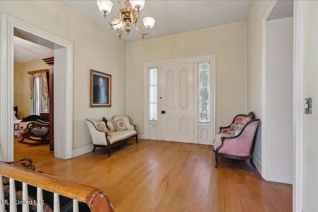 $450,000 | 495 Salem Avenue, Holly Springs, MS 38635