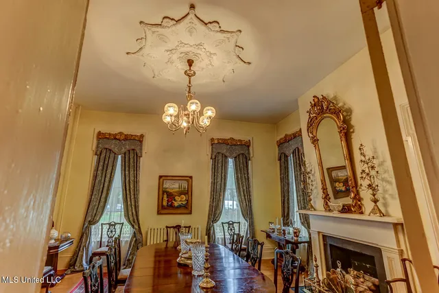 $450,000 | 495 Salem Avenue, Holly Springs, MS 38635