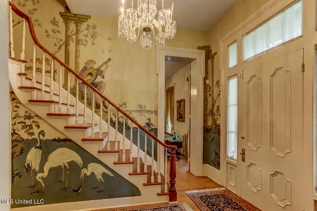 $450,000 | 495 Salem Avenue, Holly Springs, MS 38635