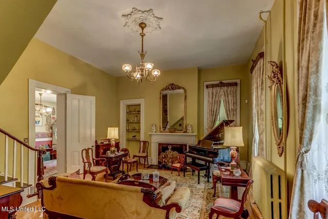 $450,000 | 495 Salem Avenue, Holly Springs, MS 38635