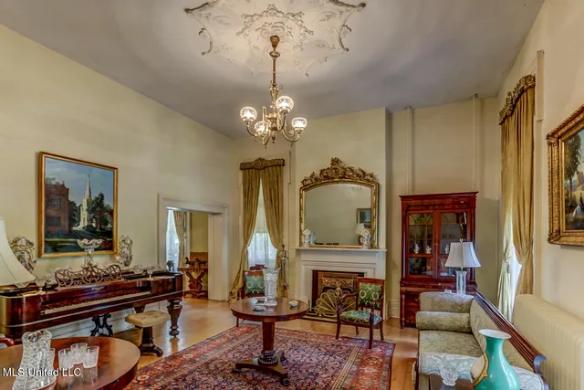 $450,000 | 495 Salem Avenue, Holly Springs, MS 38635