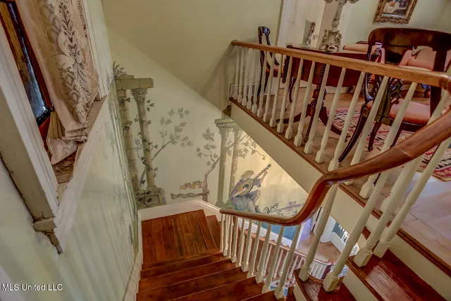 $450,000 | 495 Salem Avenue, Holly Springs, MS 38635