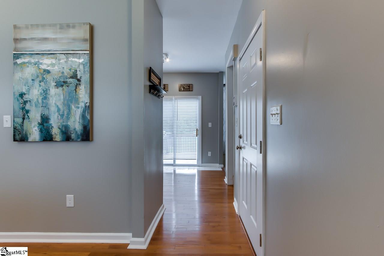 209 Ashmore Bridge Road Mauldin, SC 29662 - Photo 4 of 34 Gallery Image 4