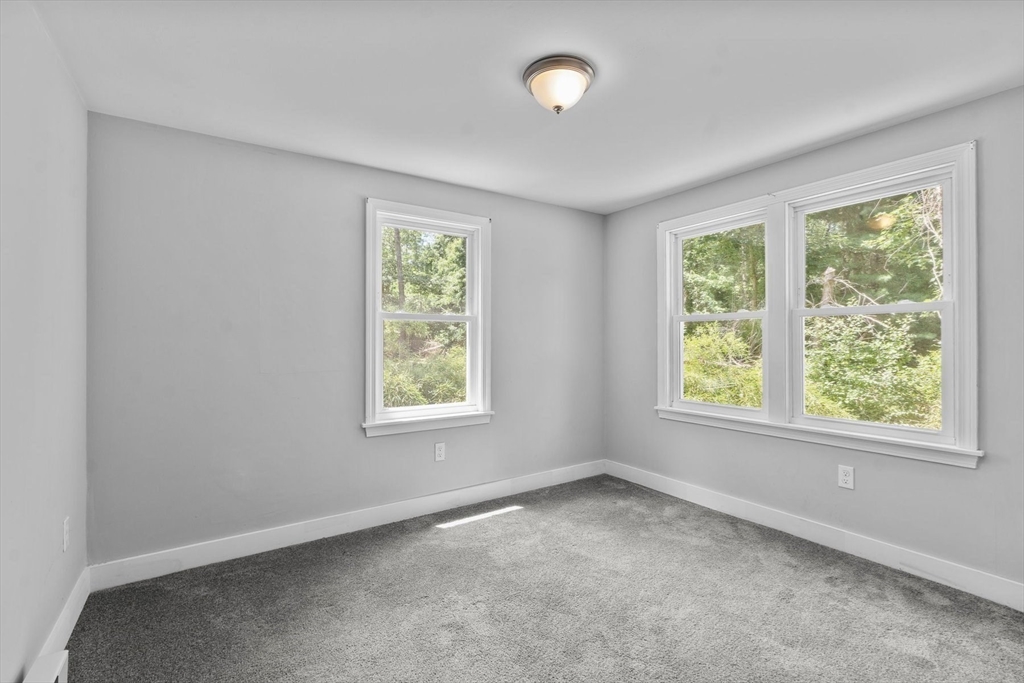 153 Dunns Pond Road Barnstable, MA 02601 - Photo 14 of 38 Gallery Image 14