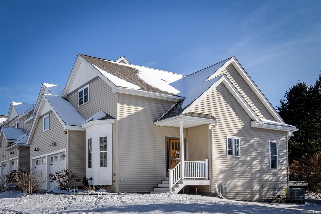 32 Garett Way, Unit 32 Holliston, MA 01746 - Photo 1 of 26