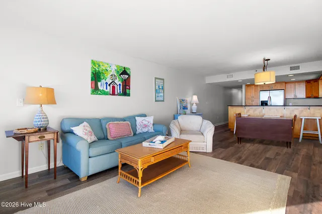 $675,000 | 211 Arendell Street, Unit 401 LEEWARD HARBOR, Morehead City, NC 28557