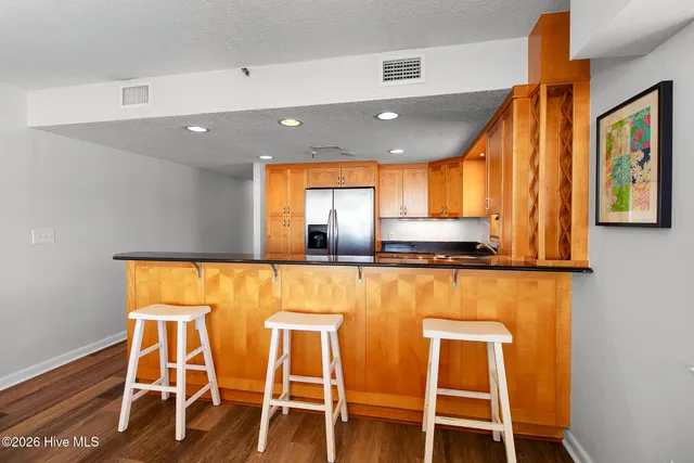 $675,000 | 211 Arendell Street, Unit 401 LEEWARD HARBOR, Morehead City, NC 28557