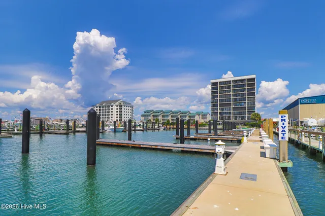 $675,000 | 211 Arendell Street, Unit 401 LEEWARD HARBOR, Morehead City, NC 28557