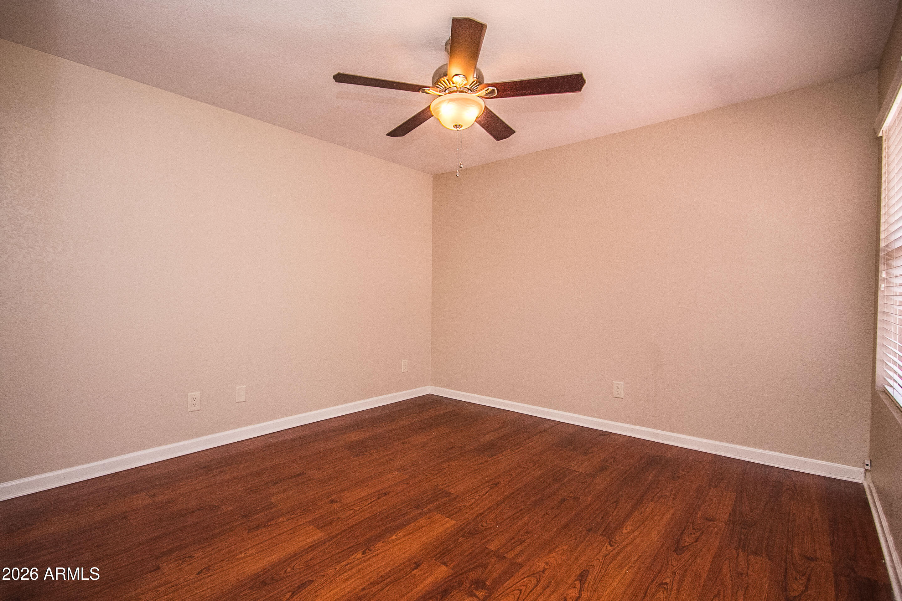 7755 East Thomas Road, Unit 18 Scottsdale, AZ 85251 - Photo 15 of 26 Guest bedroom 1