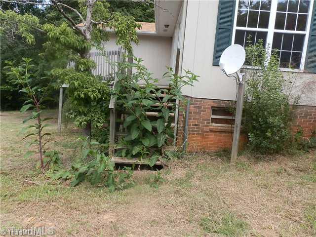 1046 Dogwood Road Denton, NC 27239 - Photo 10 of 11 Land.