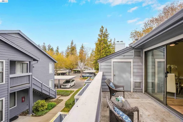 $663,999 | 7126 Cross Creek Circle, Unit D, Dublin, CA 94568