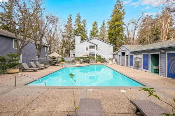 $663,999 | 7126 Cross Creek Circle, Unit D, Dublin, CA 94568