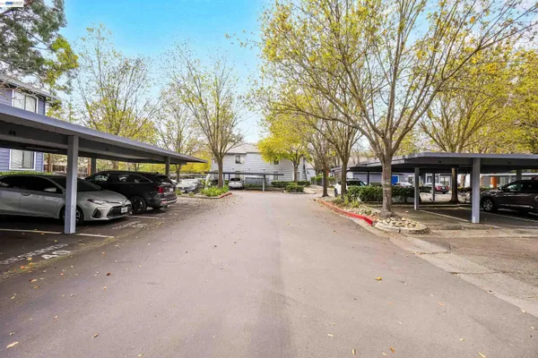 $663,999 | 7126 Cross Creek Circle, Unit D, Dublin, CA 94568