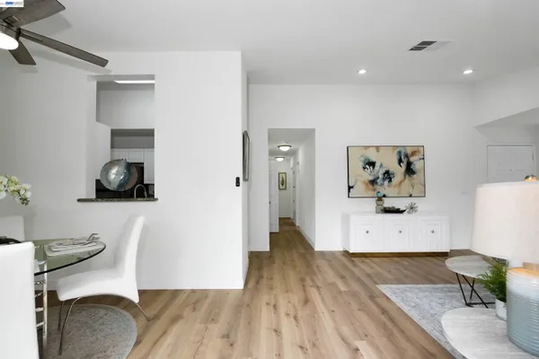 $663,999 | 7126 Cross Creek Circle, Unit D, Dublin, CA 94568
