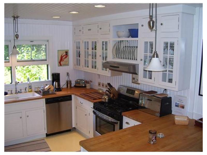 139 Harborside Road Brooksville, ME 04642 - Photo 6 of 22 Kitchen.