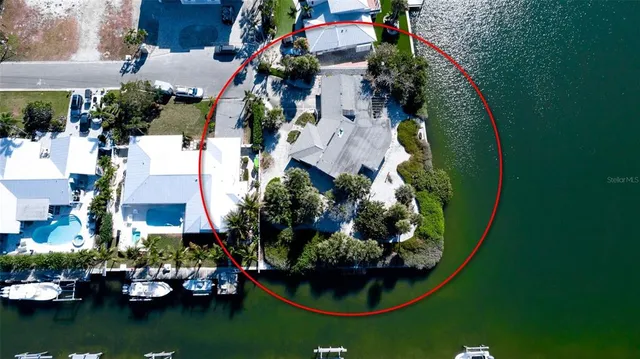 $4,500,000 | 627 Concord Lane, Holmes Beach, FL 34217