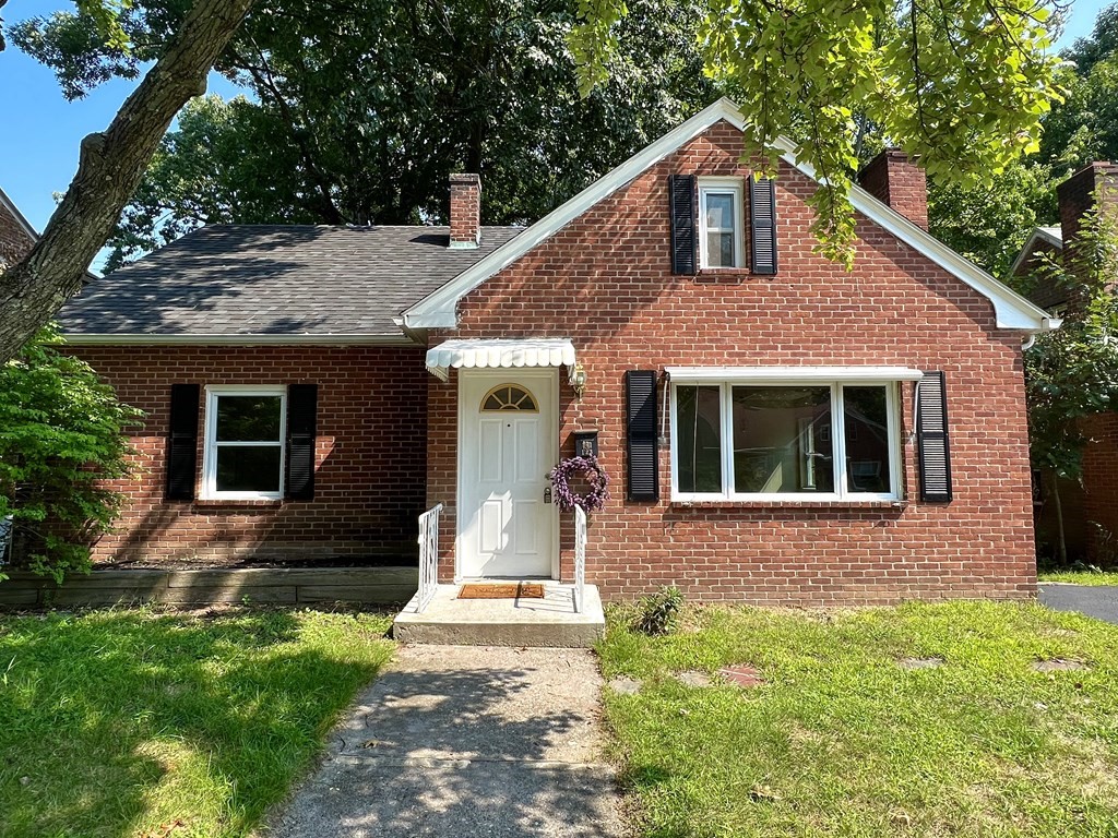 123 Appleton Street Springfield, MA 01108 - Photo 1 of 17