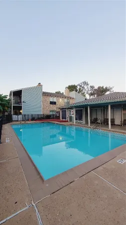 $995 | 3768 Tanglewilde Street, Unit J5, Houston, TX 77063