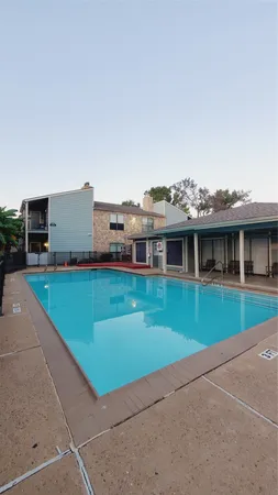 $995 | 3768 Tanglewilde Street, Unit J5, Houston, TX 77063