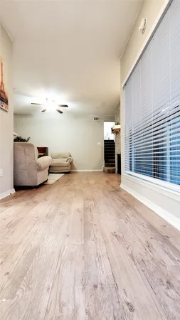 $995 | 3768 Tanglewilde Street, Unit J5, Houston, TX 77063