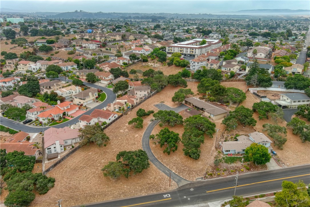 910 North 12th Street Grover Beach, CA 93433 - Photo 41 of 42 an aerial view of a city with lots of residential buildings