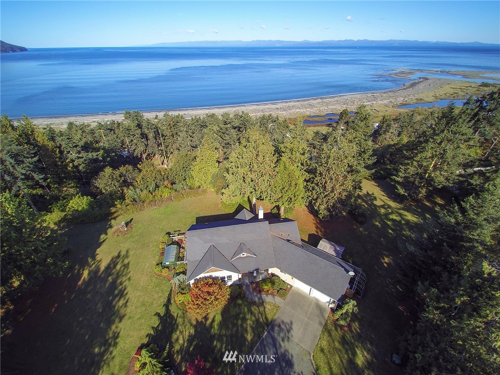 111 Fox Point Road Port Angeles, WA 98363 - Photo 2 of 25 Gallery Image 2