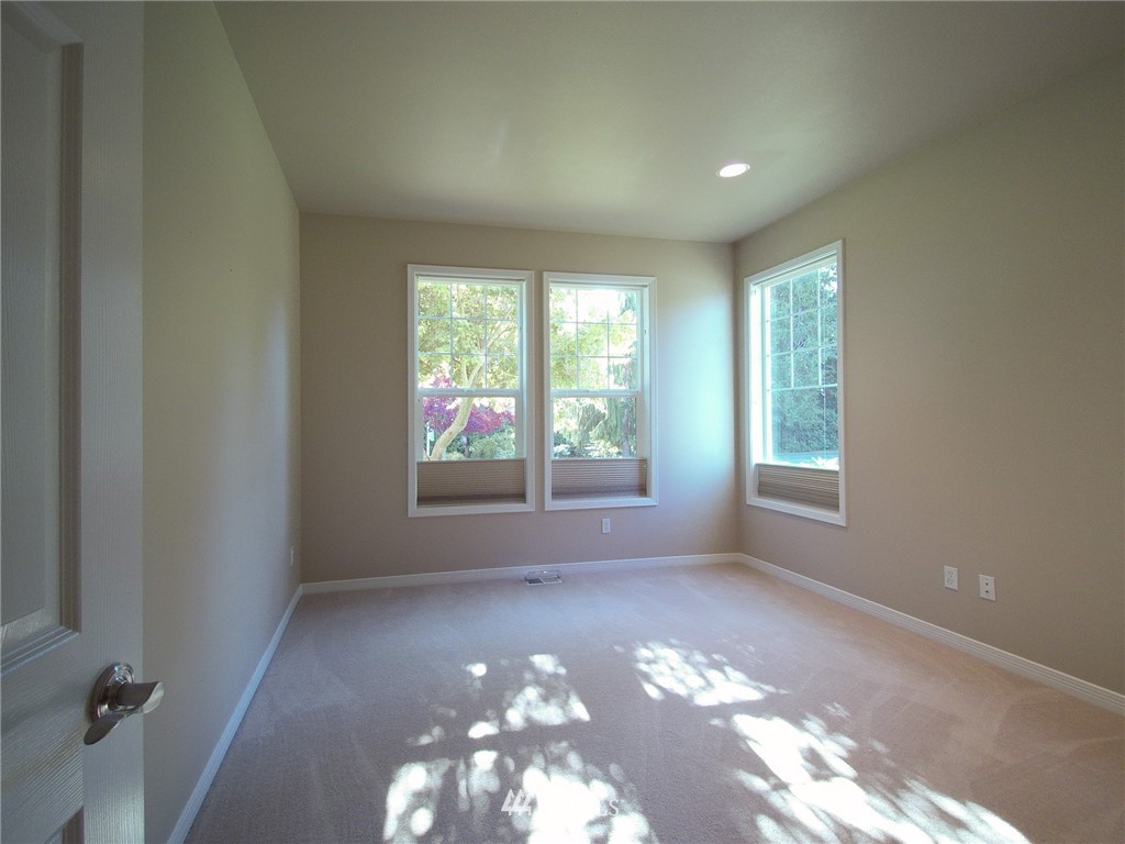 111 Fox Point Road Port Angeles, WA 98363 - Photo 22 of 25 Gallery Image 22