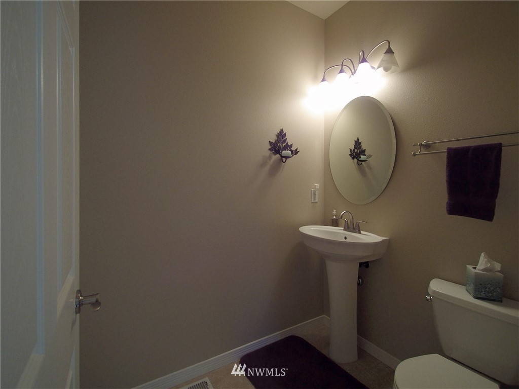 111 Fox Point Road Port Angeles, WA 98363 - Photo 23 of 25 Gallery Image 23