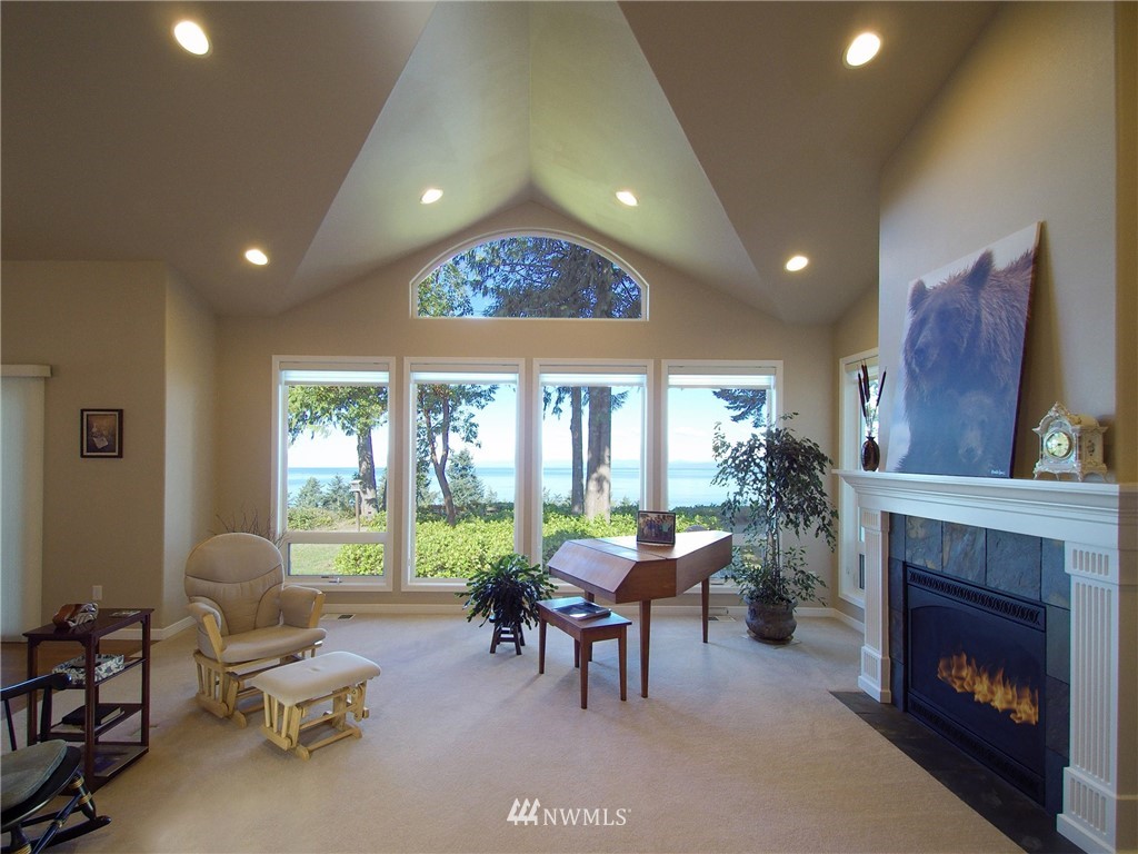 111 Fox Point Road Port Angeles, WA 98363 - Photo 9 of 25 Gallery Image 9