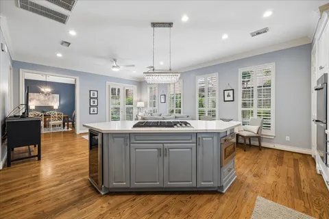 $750,000 | 1419 West Hilshire Park Drive, Houston, TX 77055