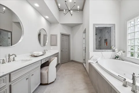 $750,000 | 1419 West Hilshire Park Drive, Houston, TX 77055