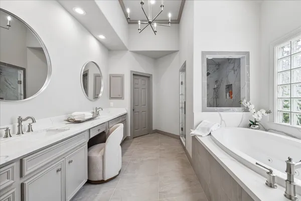 $750,000 | 1419 West Hilshire Park Drive, Houston, TX 77055