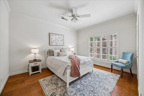 $750,000 | 1419 West Hilshire Park Drive, Houston, TX 77055