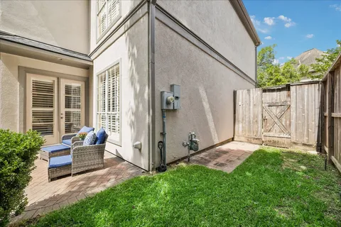 $750,000 | 1419 West Hilshire Park Drive, Houston, TX 77055