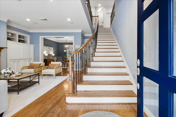 $750,000 | 1419 West Hilshire Park Drive, Houston, TX 77055