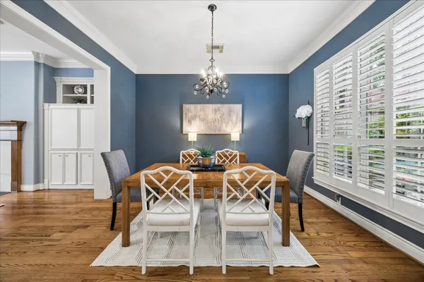 $750,000 | 1419 West Hilshire Park Drive, Houston, TX 77055