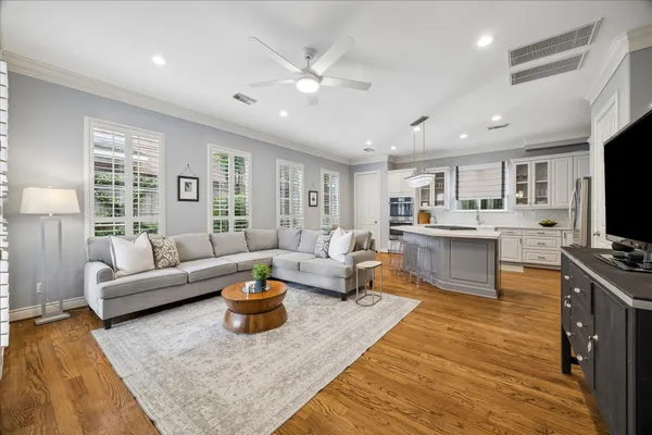 $750,000 | 1419 West Hilshire Park Drive, Houston, TX 77055