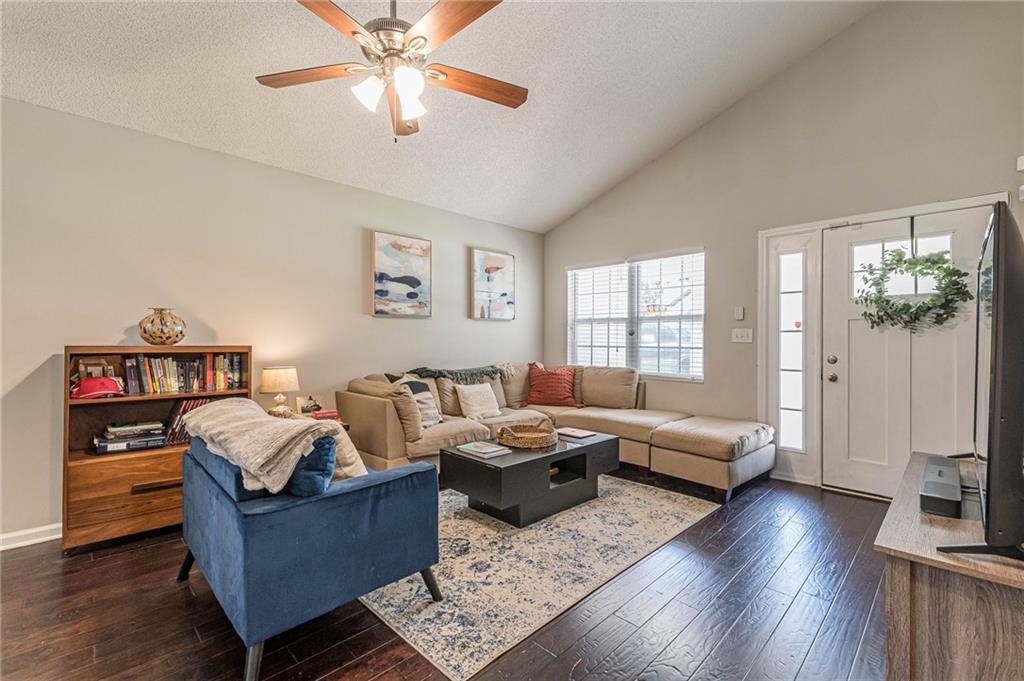 2458 Crestview Avenue Decatur, GA 30032 - Photo 4 of 33 Gallery Image 4
