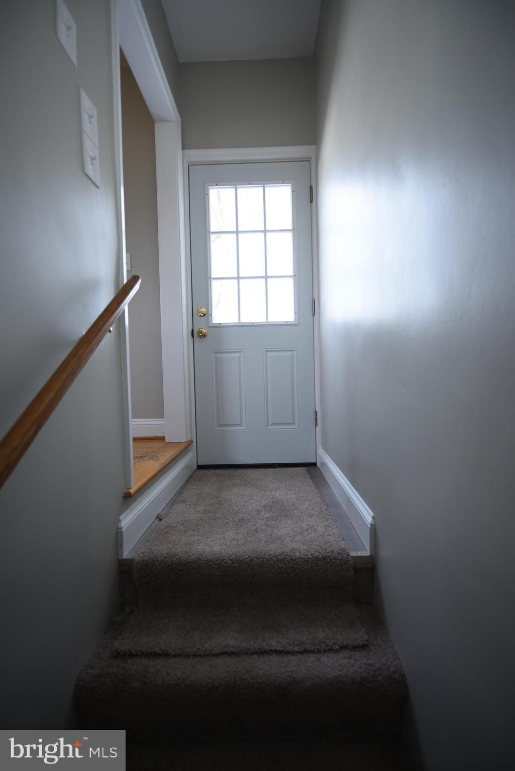 400 Pasadena Road Pasadena, MD 21122 - Photo 40 of 54 View to side entry door