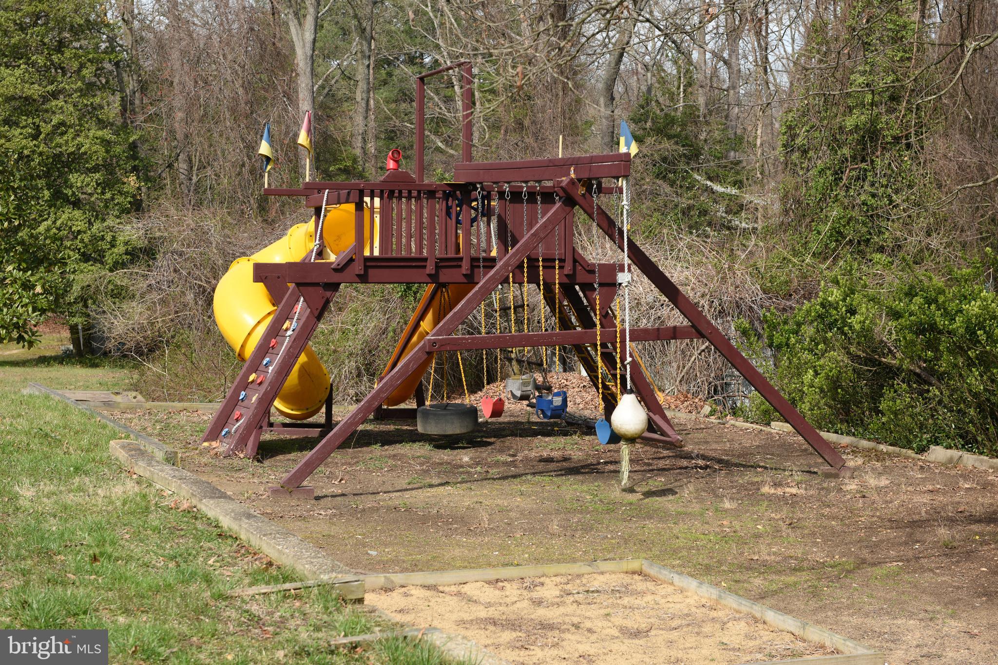 400 Pasadena Road Pasadena, MD 21122 - Photo 45 of 54 Play set