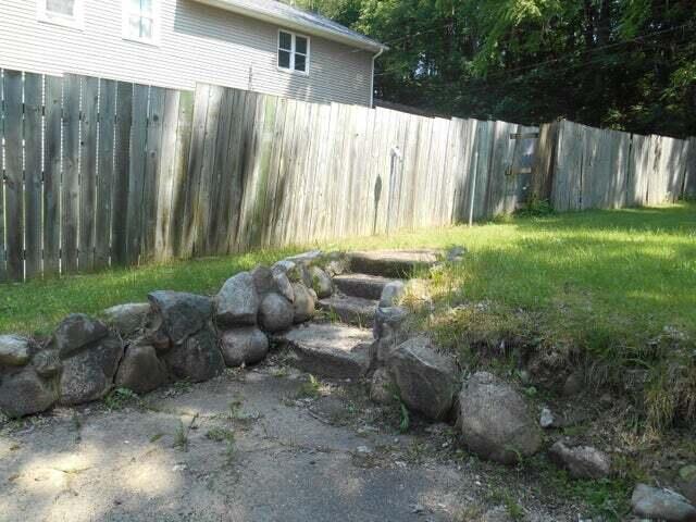 140 State Road, Unit 2 Newaygo, MI 49337 - Photo 16 of 23 140 Patio