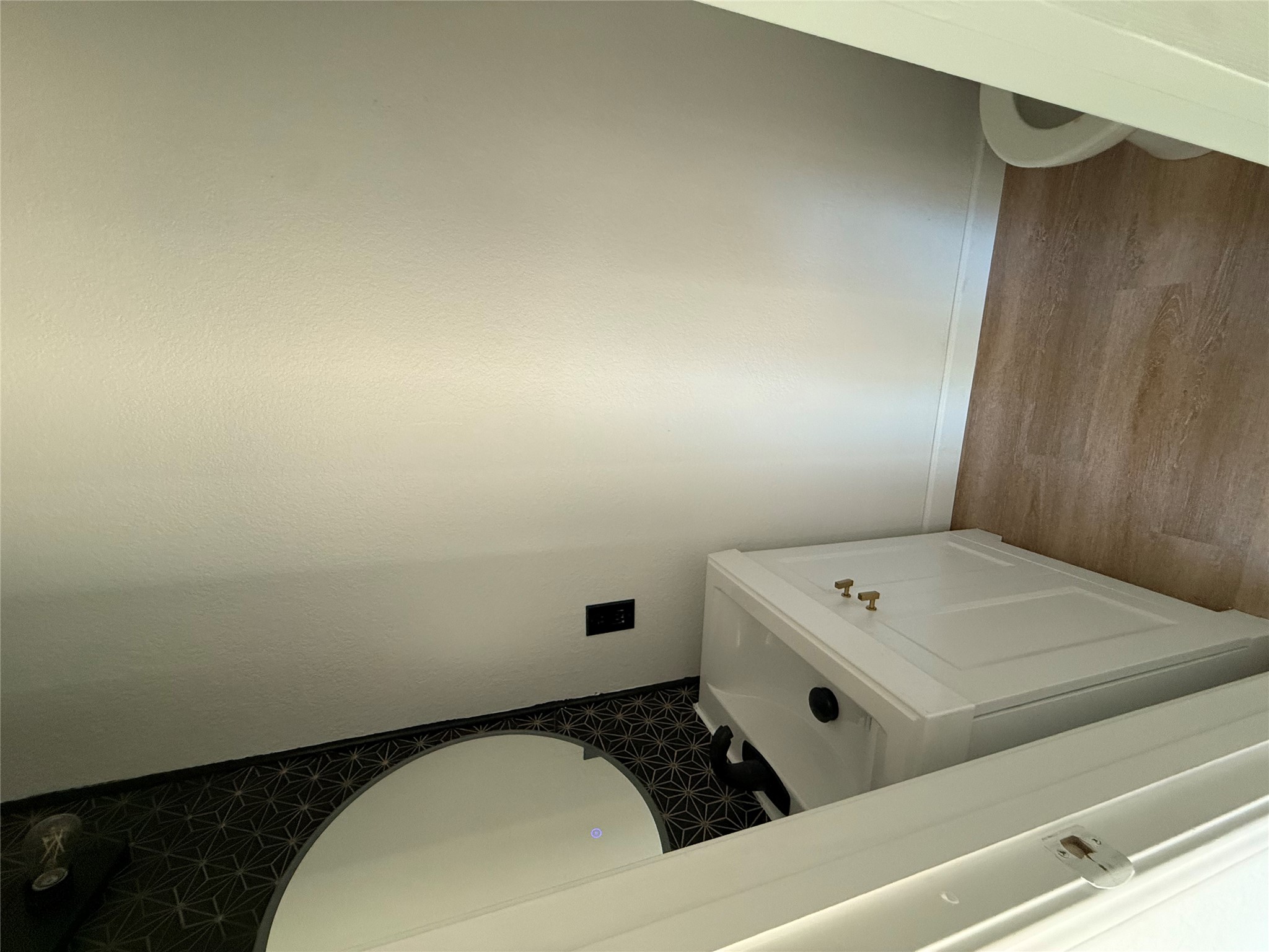 9204 Magna Carta Loop Austin, TX 78754 - Photo 16 of 27 Bathroom featuring vanity and light wood finished floors